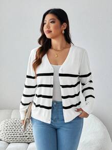 SHEIN LUNE Plus Size Striped Printed Casual Cardigan With Single-Breasted Button For Autumn & Winter - Black and White - View 5