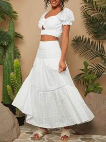 Travachic Conjunto de vacaciones con blusa de cuello cuadrado de encaje bordado y falda midi con dobladillo de parches, ropa blanca para mujer
