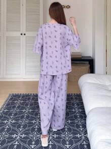 DAZY 花卉印花全袖蕾丝边 V 领上衣和裤子睡衣套装，休闲装 - 紫色 - 查看 2