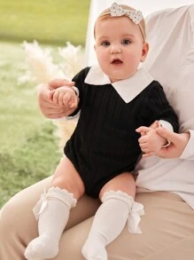 SHEIN Newborn Baby Black Knit White Square Collar Bodysuit, Daily, Casual, Cute, Elegant, Gorgeous, Fall/Winter - Multicolor - View 1