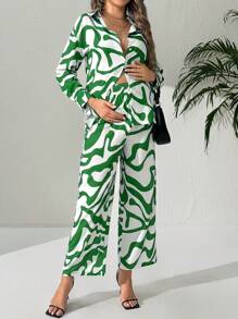 SHEIN Maternity Drop-Shoulder Long Sleeve Shirt With Front Button Closure Allover Print And Pants Set - Green - View 1