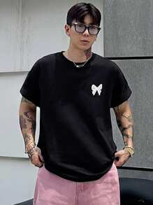 DAZY Men's Casual Butterfly Print T-Shirt For Summer - Black - View 4