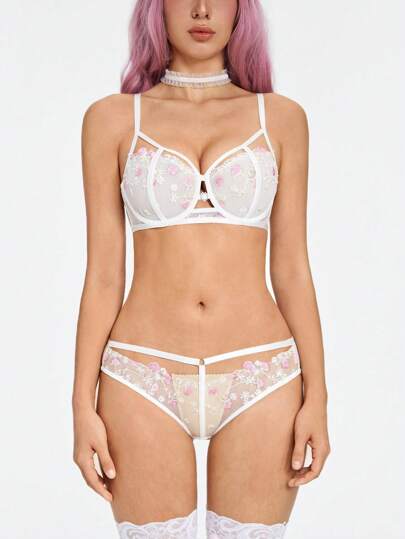 Kawaii Set di lingerie sexy per donne con ferretto, cuoricino, ricami a fragola e fiori