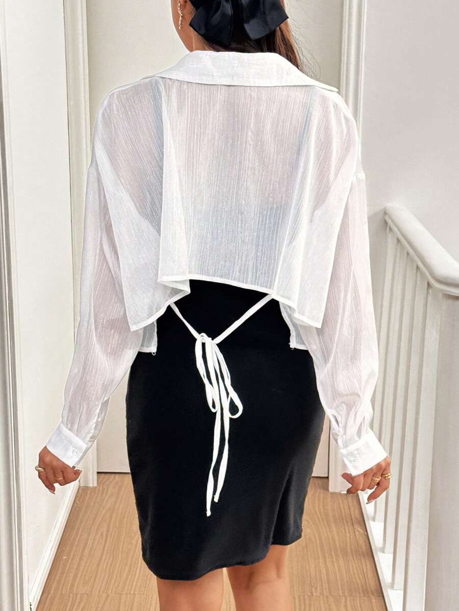 SHEIN Essnce Chemisier d'été à dos ouvert plissé blanc brillant avec nœud, transparent et scintillant avec des perles - Blanc - Voir 1