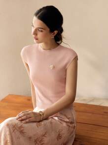 MOTF PREMIUM TOP AJUSTADO SLIM FIT CON DETALLES FLORALES DE CUENTAS Y MANGAS DE MURCIÉLAGO