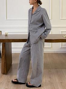 DAZY 極簡格紋長袖上衣與長褲家居服套裝 - 黑與白 - 查看 7