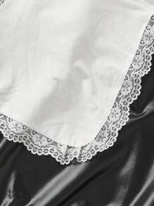 SHEIN 大尺碼蕾絲插花空心圓環細肩帶連身裙，內附丁字褲、圍裙和頸部圍巾，性感內衣服裝