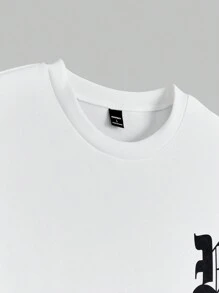 Manfinity NXTstreet Herren bedrucktes Set aus locker sitzendem Rundhals-Kurzarm-T-Shirt mit englischem Muster, geeignet für den Sommer - Weiss - Übersicht 4