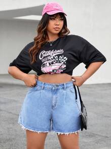 SHEIN EZwear Plus Size Women's Loose Fit Denim Shorts With Patch Pockets And Frayed Edges - Light Wash - View 6