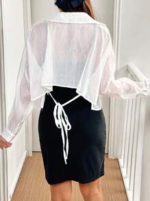 SHEIN Essnce Chemisier d'été à dos ouvert plissé blanc brillant avec nœud, transparent et scintillant avec des perles - Blanc - Voir 2