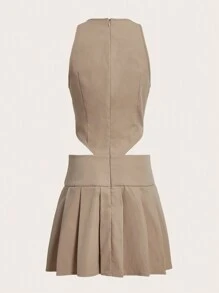 SHEIN X KeniaOs SHEIN ICON Solid Cut Out Pleated Hem Buckle Detail Dress - Khaki - View 6