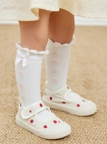 Cozy Pixies Zapatillas De Deporte Planas Con Correa Y Patrón De Fresa Blanca Para Niñas, Diseño Elegante, Zapatos Cómodos Y Ligeros Para Uso Diario Y Deportes (imagen Aleatoria)