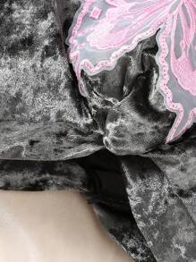 SHEIN 嬰兒女寶寶蝴蝶印花帽衫長袖上衣和褲子套裝 - 綠色 - 查看 4