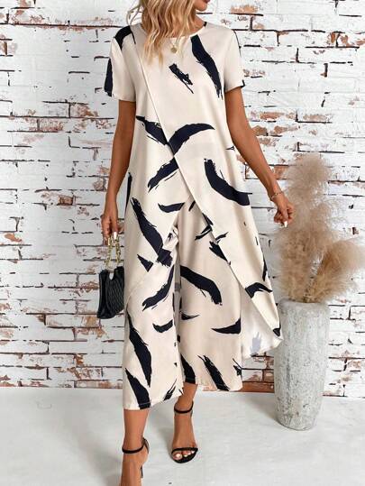 SHEIN Clasi 大尺碼女士隨機印花短袖上衣和長褲2件套裝