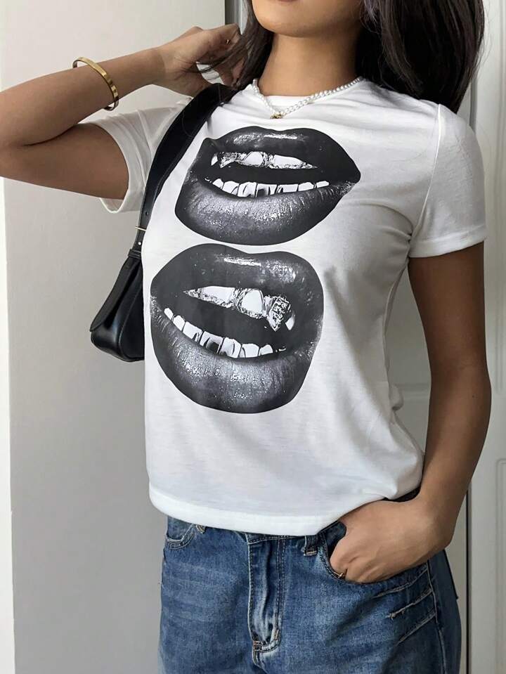 SHEIN EZwear Women's Street Casual Black & White Lip Print