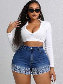 Slaydiva Plus Size Stretch Denim Fashion Embroidered Shorts - Blue - View 3