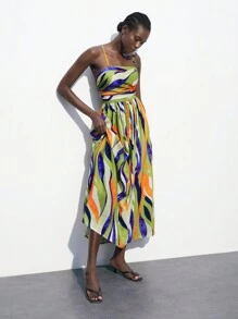 Maija 2025春夏初秋独立日七月装毕业季装适合休闲优雅校园细肩带彩色印花百搭百褶连衣裙女士适合校园生活 - 藏蓝色 - 查看 7