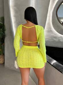 Zolique Women's Solid Color Simple Daily Wear Backless Long Sleeve Top And Skirt Two-Piece Set Casual Bachelorette Outfit Brunch Oufits Vacation Outfits Woman