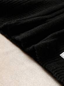 SHEIN Playful Pals 嬰兒女寶寶純色簡約日常長袖上衣褲套裝 - 黑與白 - 查看 8