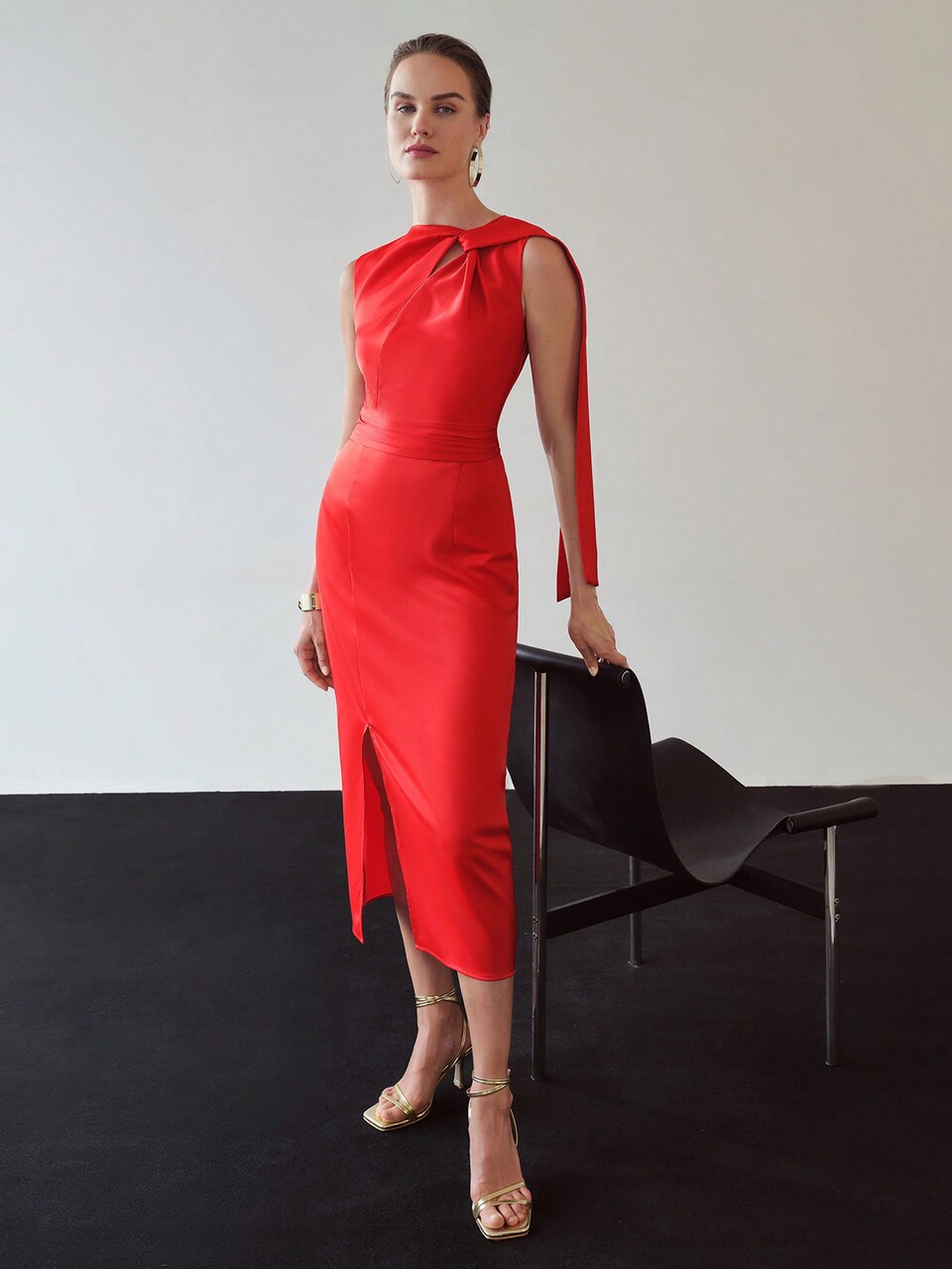 FITTED WAIST SPLIT SIDE DRESS