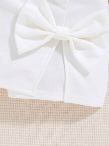 SHEIN 年轻女孩时尚 3D 花朵背心和纯色蝴蝶结裙子 2 件套 - 彩色 - 查看 4