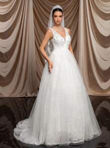 SHEIN Belle Elegante, hermoso y romántico vestido de novia blanco con encaje francés insertado, decorado con fruncido de tul y espalda descubierta, con dobladillo de línea A extragrande y de longitud hasta el suelo - Blanco - Ver 5