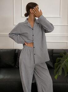 DAZY 極簡格紋長袖上衣與長褲家居服套裝 - 黑與白 - 查看 4