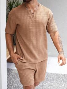 Manfinity Homme Set di maglia a maniche corte con scollo a V e pantaloncini in tessuto estivo da uomo