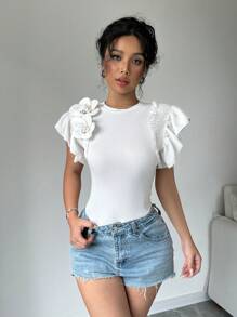 Chiquease Áo thun nữ ngắn tay màu trơn trang trí hoa 3D, cổ tròn - trắng - Xem 3