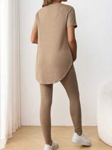 SHEIN Gravid Casual rundhalsad kortärmad T-shirt med sidoslits, justerbar elastisk midja lösa byxor 2st set - Kaki - Visa 5