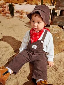 SHEIN 4 件套男婴秋季休闲套装：长袖上衣、围巾、帽子和阔腿牛仔连体裤 - 棕色 - 查看 5