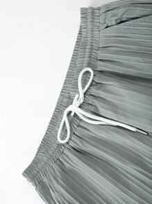 Manfinity Homme Men's Plain & Simple Daily Wear Short Sleeve Shirt And Long Pants Set, 2pcs, Cozy Outfits - Light Grey - View 4