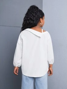 SHEIN Camisa informal holgada de unicolor con un solo hombro asimétrico y tirante frío de manga larga para niñas preadolescentes