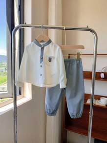 SHEIN Leap Crew Conjunto de 2 peças/conjunto de cardigan de manga comprida com gola alta e calças na altura do tornozelo para bebê menino azul e branco, roupa casual adequada para festa de aniversário, batizado, 1º aniversário, festa, apresentação, casamento