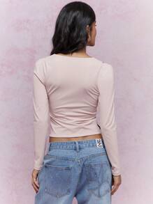 MISSGUIDED Haut court à manches longues avec encolure plongeante et épaules découpées