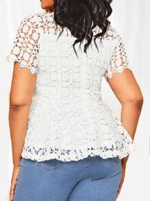 SHEIN Lady Plus Size White Lace Short Sleeve Shirt With Gathered Waist And Ruffled Trim - White - View 3