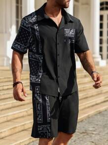 Manfinity Homme Conjunto de dos piezas para hombre de talla grande con camisa de manga corta y pantalones cortos con estampado de campesinos y parches para vacaciones/ocio