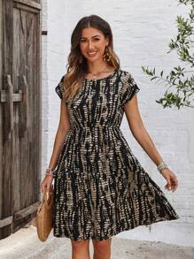 EMERY ROSE 女士圓領短袖褶皺綜合印花優雅連衣裙，下擺設計優美時尚 - 黑色 - 查看 6