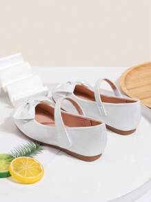 春秋款女童鞋，新款兒童舒適休閒金色公主鞋