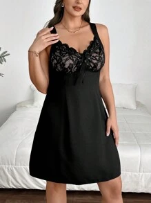 SHEIN Privé 大码女式夏季休闲蕾丝拼布吊带连衣裙 - 黑色 - 查看 5