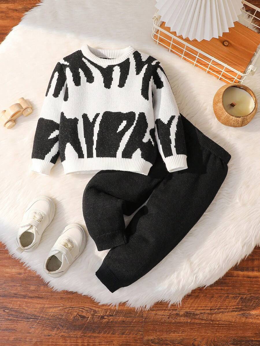SHEIN 嬰兒男/女黑白拼色圓領下肩拼字繡花套頭衫，實色褲子和毛衣3件套裝 - 黑與白 - 查看 1