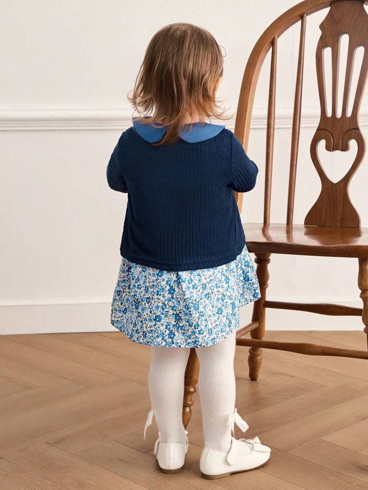 Souflis Souflis 2 件装女婴优雅百搭花卉连衣裙和针织开衫套装 - 藍色 - 查看 2