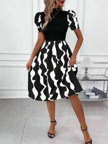 SHEIN Clasi Women's Yin Yang Geometric Print Patchwork Short Sleeve Dress - Black and White - View 5