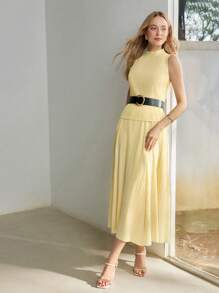 MOTF PREMIUM ÁO TANK CỔ PHUN RẮN PLISSE - Màu vàng - Xem 7