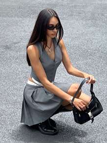 SHEIN EZwear V-Neck Sleeveless Color Block Crop Top And Front Tie Pleated Mini Skirt Two Pieces Set - Grey - View 5