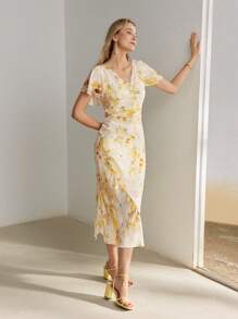 MOTF PREMIUM FLORAL PRINT V-NECK FLUTTER SLEEVE TOP & SPLIT HEM DRESS - Yellow - View 5