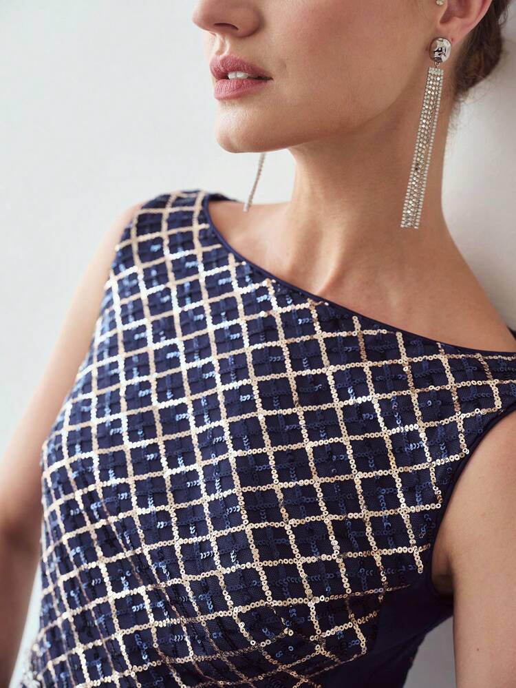 SEQUIN PLAID PATTERN MERMAID HEM LONG DRESS