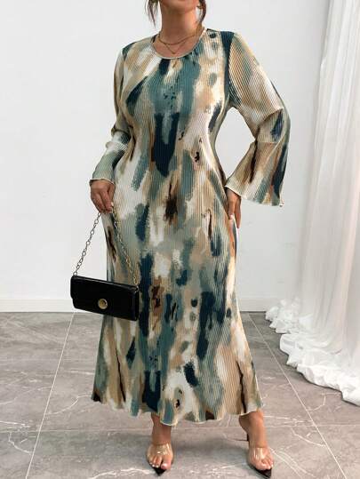 Elenzga Plus Size Crew Neck Long Puff Sleeve Floral Print Pleated Fitted Dress, For Christmas Maxi Women Outfit