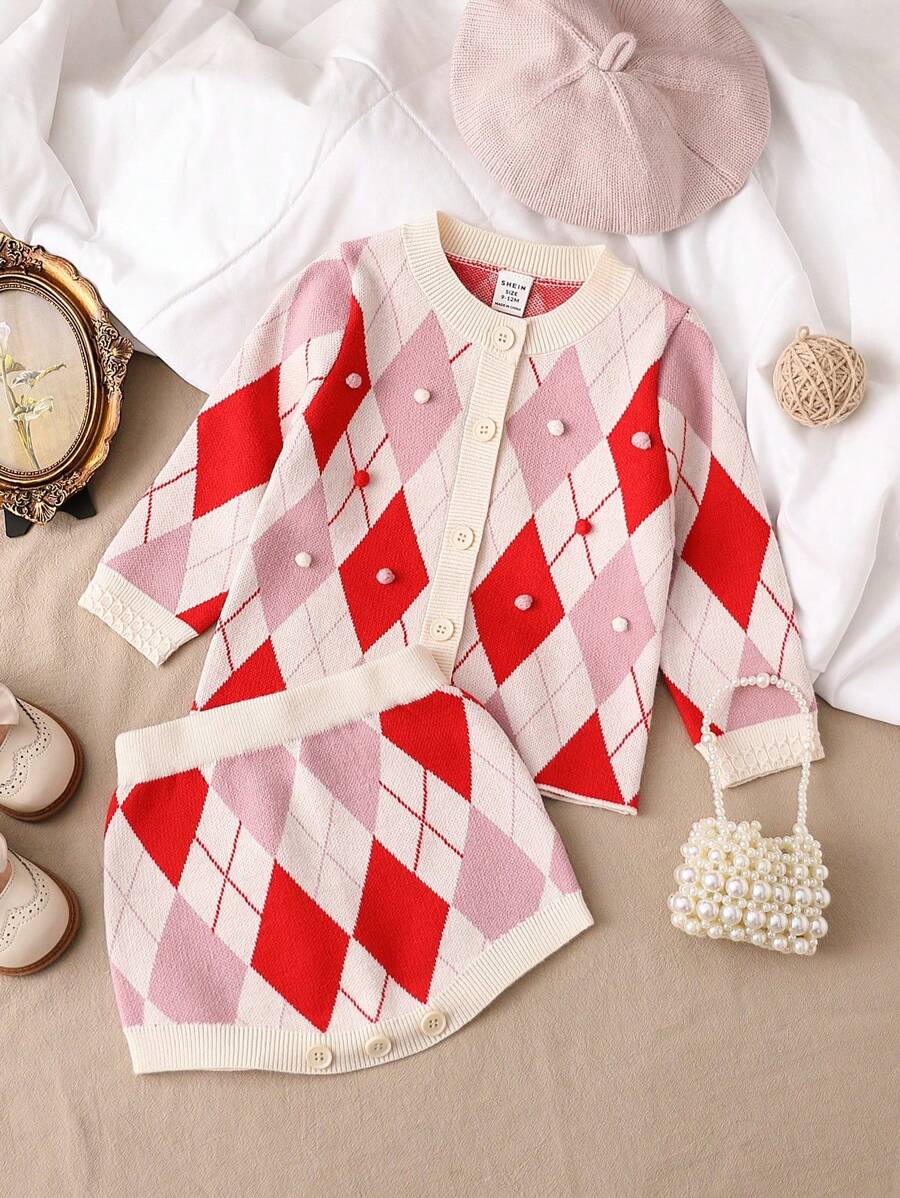 This Unique Design Baby Girls' Outfit For Autumn And Winter Features A Hand-Crocheted Diamond-Shaped Floral Pattern, Which Presents A Playful And Lovely Style. The Set Includes Shorts And A Long-Sleeved Top, Suitable For Outerwear In Autumn And Winter, Both Warm And Stylish. The Simple Style Shows A Sweet Atmosphere, Soft Material And Loose Design, Making The Baby More Comfortable To Wear. The Sweater Has Good Warmth Retention And Can Keep The Baby Warm In Cold Weather. The Overall Outfit Not Only Has The Characteristics Of Cute And But Also Shows The Combination Of Comfort And Fashion. It Is An Ideal Choice For Babies' Daily Wear, Allowing Them To Maintain A Fashionable And Innocent Image While Being Comfortable. - Red - View 1