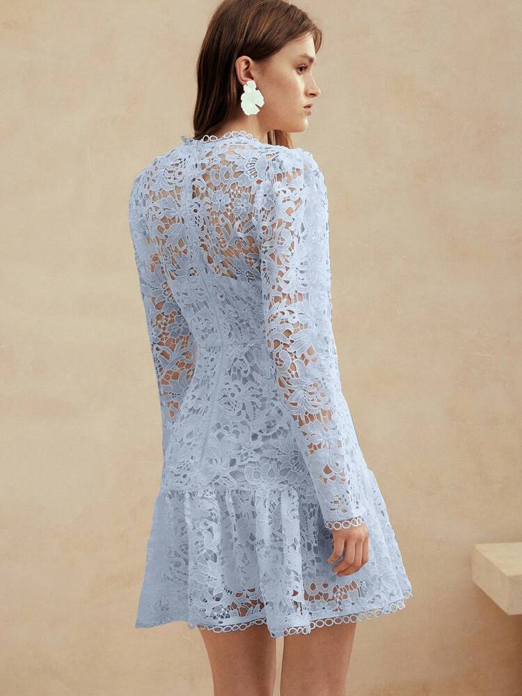 Elegant European Style Solid Color Floral Soluble Lace Long Sleeve Dress For Spring And Summer